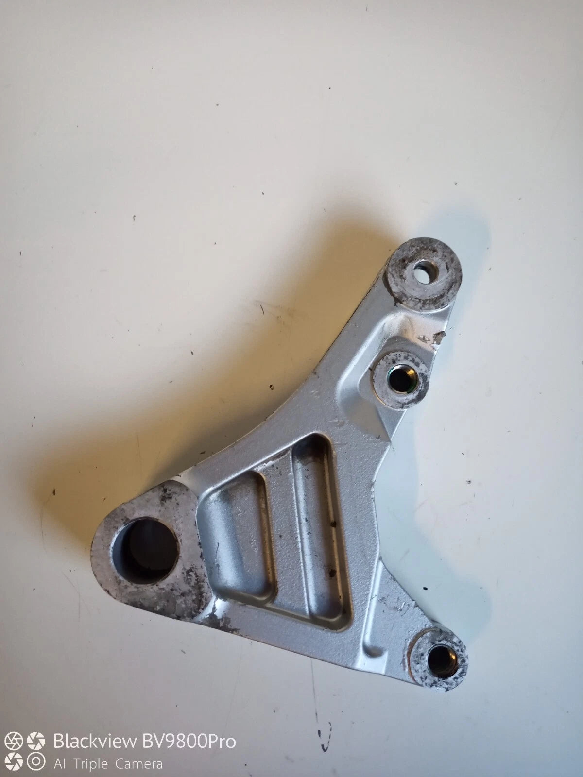 Support étrier de frein arrière YAMAHA FZS FAZER 600 de 1999