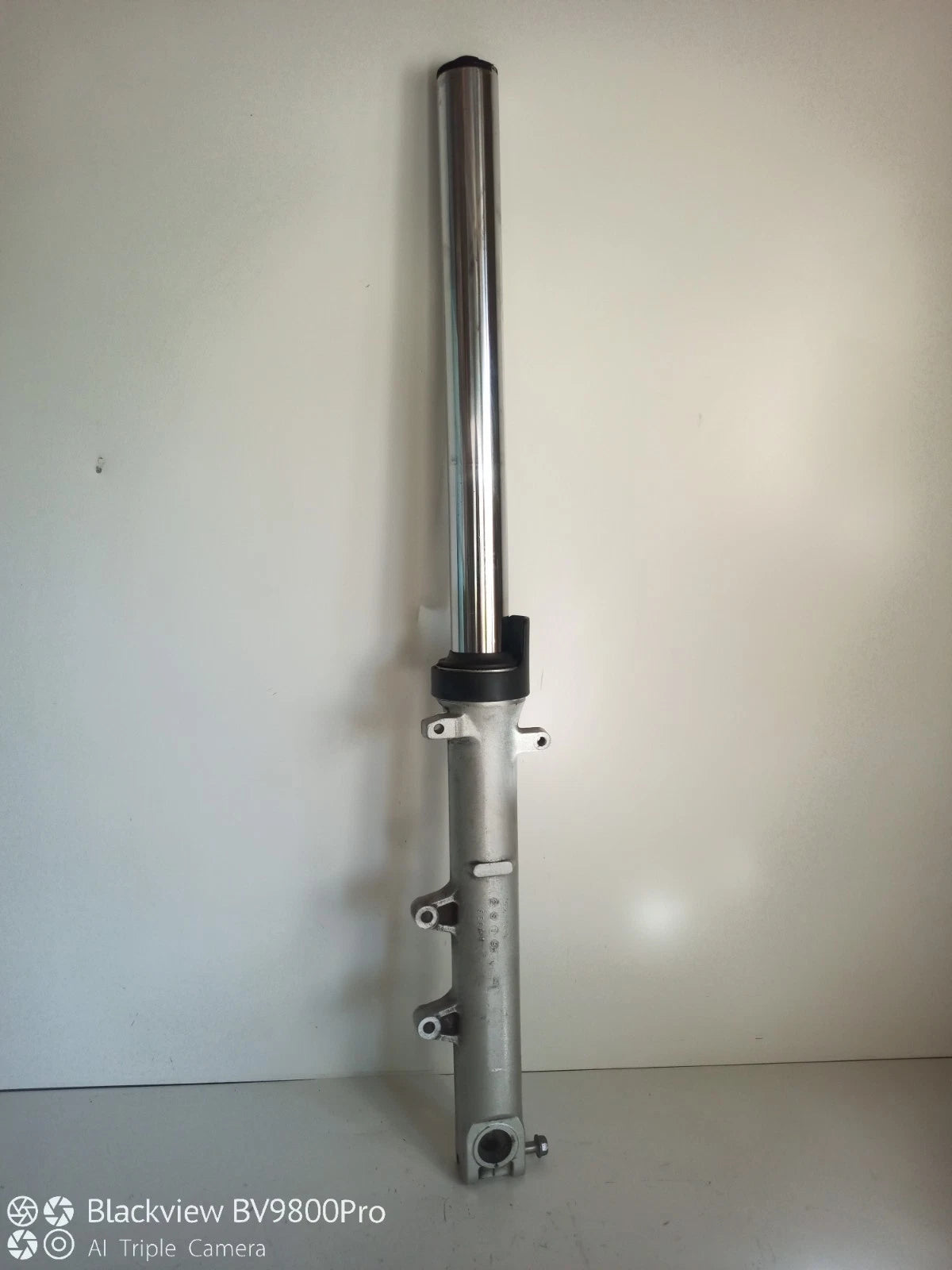 Tube de fourche gauche HONDA HORNET 600 de 2003