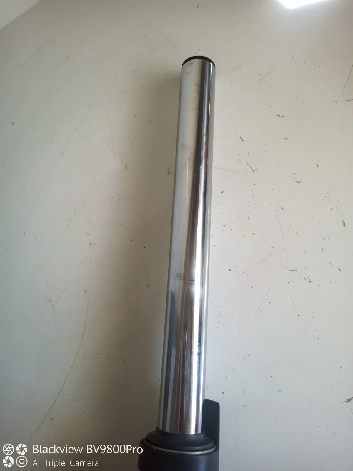 Tube de fourche gauche HONDA HORNET 600 de 2003