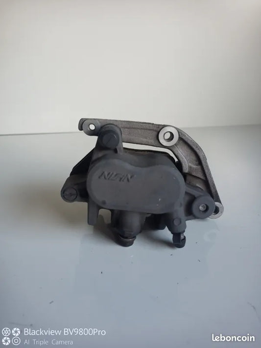 Etrier de frein avant gauche HONDA HORNET 600 de 1998