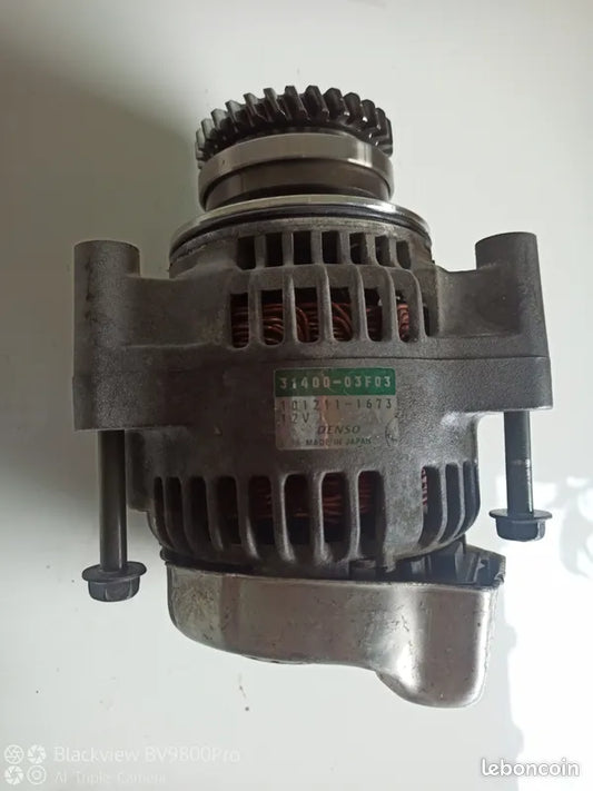 Alternateur SUZUKI BANDIT 600 S de 2000