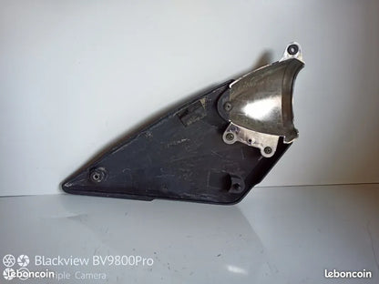 Carénage sous selle gauche SUZUKI BANDIT 1200 de 2002