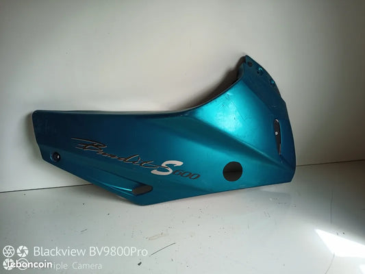 Carénage avant droit SUZUKI BANDIT 600 S 1999