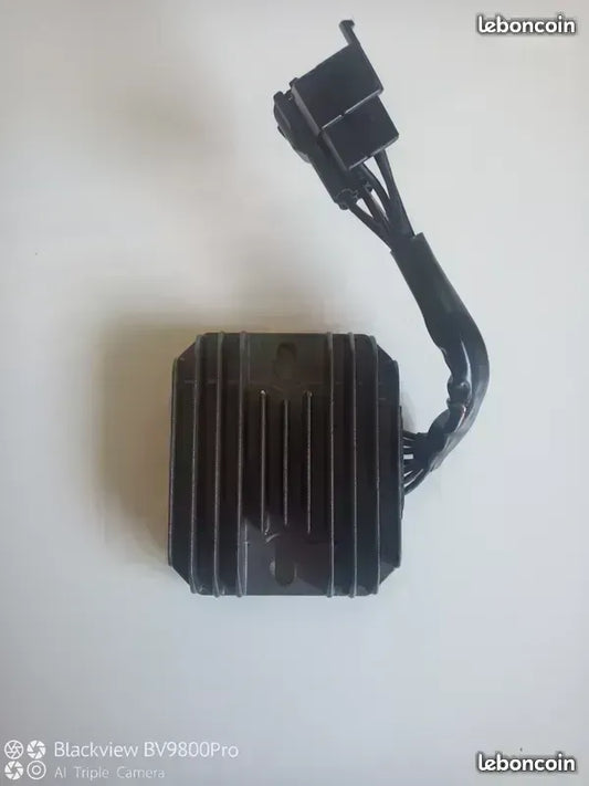 Régulateur de tension SUZUKI SV650N de 2006