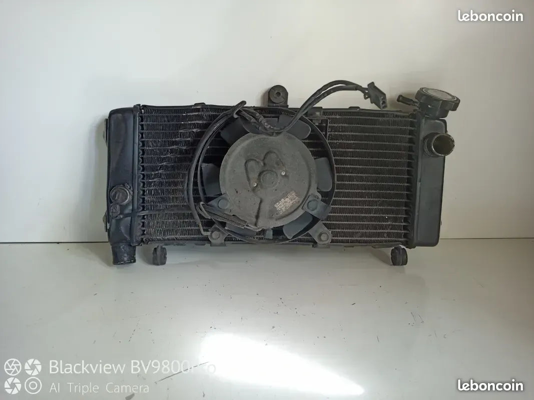 Radiateur HONDA HORNET 600 de 2003