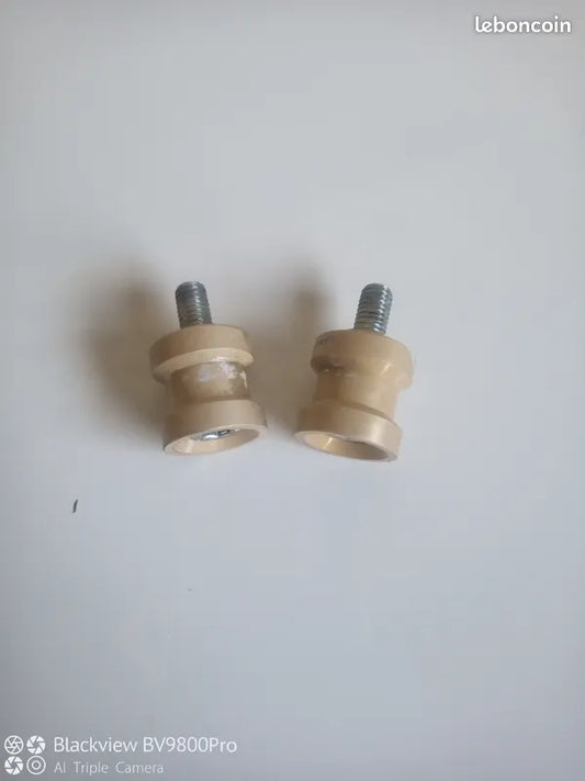 Embout protection de carénage arrière SUZUKI SV650N de 2006