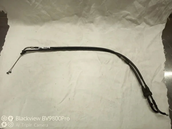Cable d'accélérateur