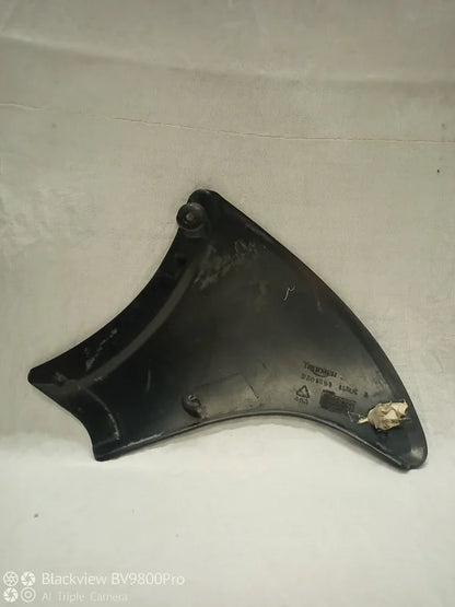 Carénage latéral gauche TRIUMPH TIGER 955i de 2001