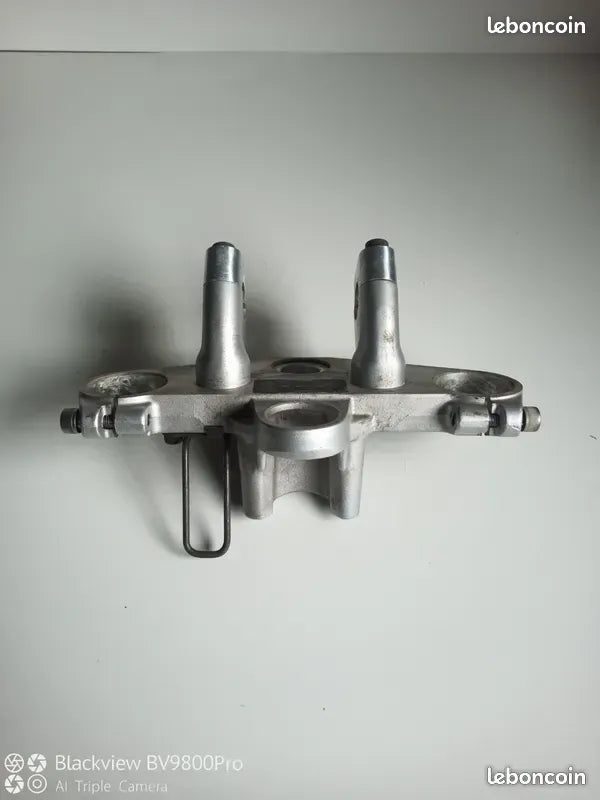 Té de fourche supérieur YAMAHA FZS FAZER 600 de 1999