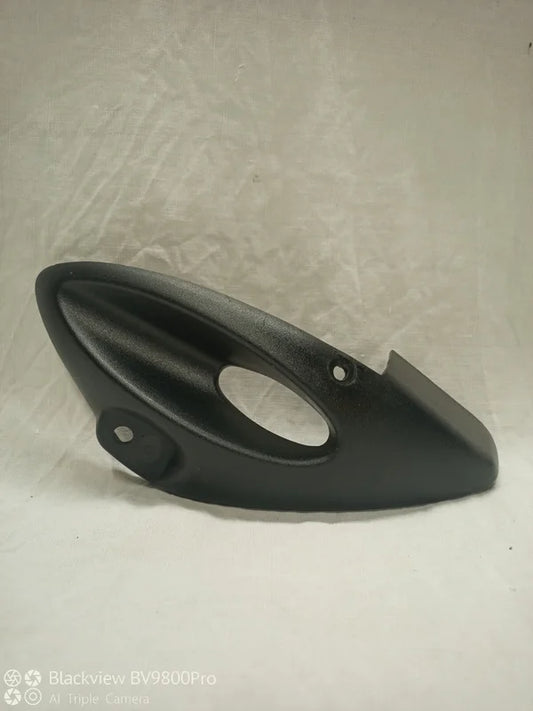 Carénage latéral gauche TRIUMPH TIGER 955i  de 2001