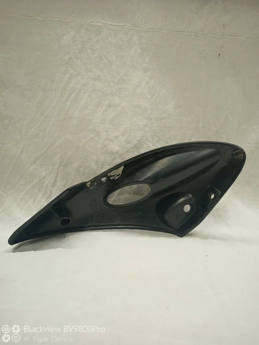 Carénage latéral gauche TRIUMPH TIGER 955i  de 2001