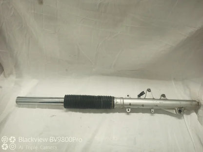 Tube de fourche gauche TRIUMPH TIGER 955i de 2001