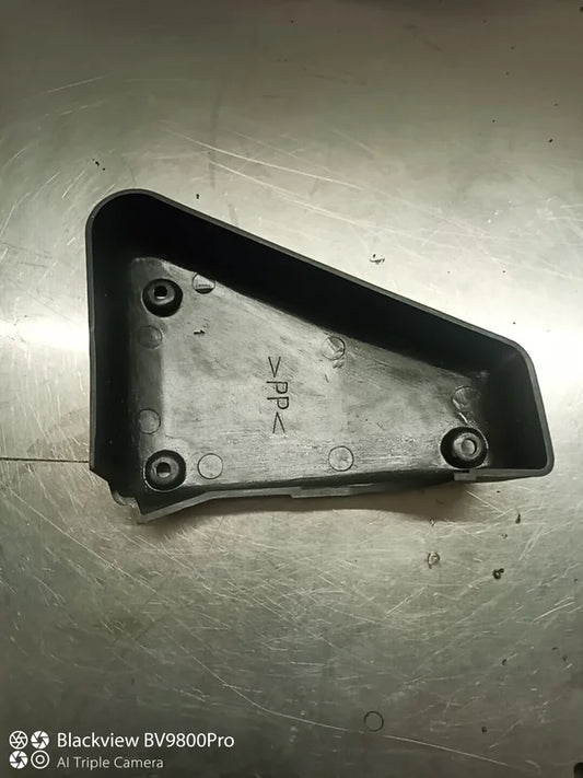 Carénage avant latéral gauche YAMAHA FZS FAZER 600 de 2003