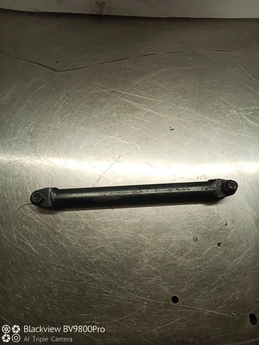 Barre fixation étrier de frein arrière YAMAHA FZS FAZER 600 de 2003