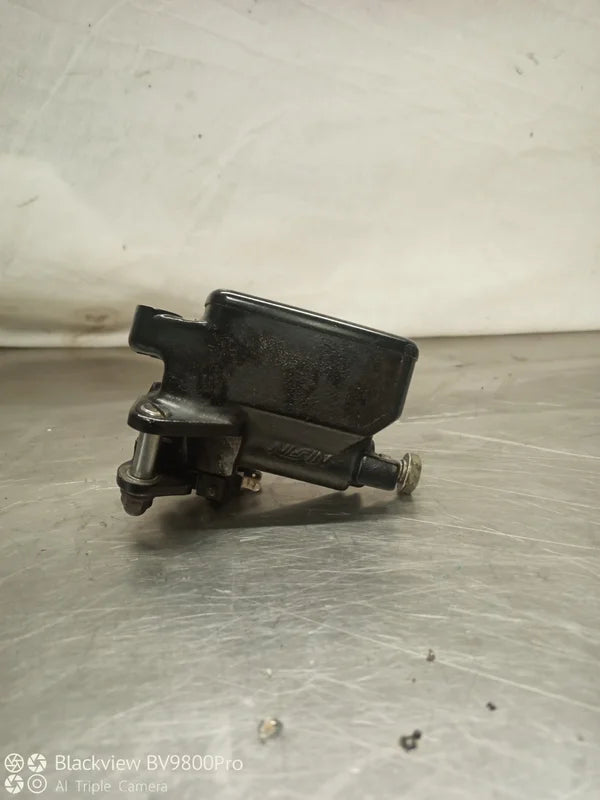 Maitre cylindre de frein avant HONDA HORNET 600 de 1998