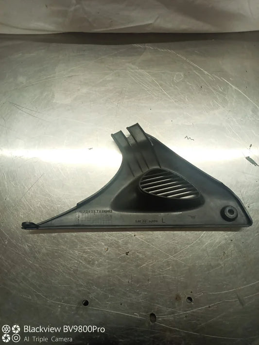 Carénage latéral droit SUZUKI SV650N de 2000