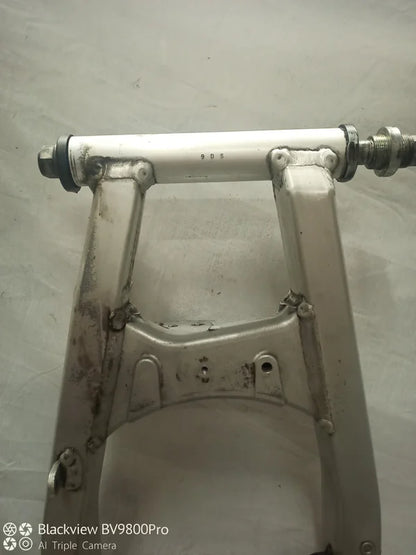 Bras oscillant SUZUKI SV650N de 2000
