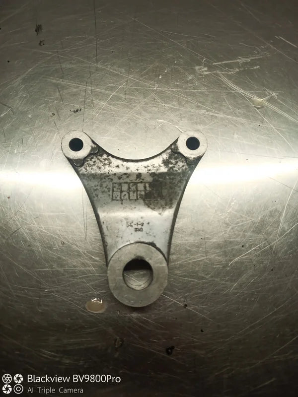 Support étrier de frein arrière SUZUKI SV650N de 2000