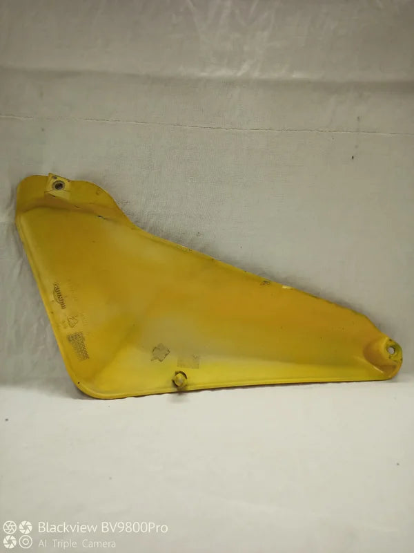 Carénage latéral arrière droit TRIUMPH TIGER 955i de 2001