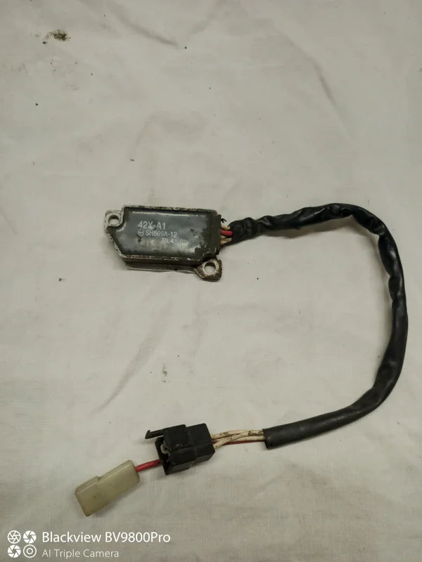 Régulateur de tension YAMAHA VIRAGO de 1999