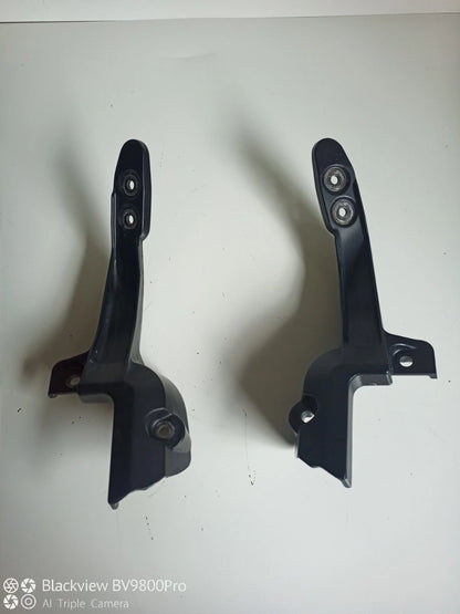 Support carénage tête de phare YAMAHA FZS FAZER 600 de 1999