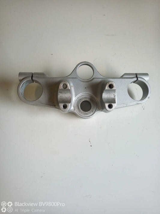 Té de fourche supérieur SUZUKI BANDIT 600 S de 2000