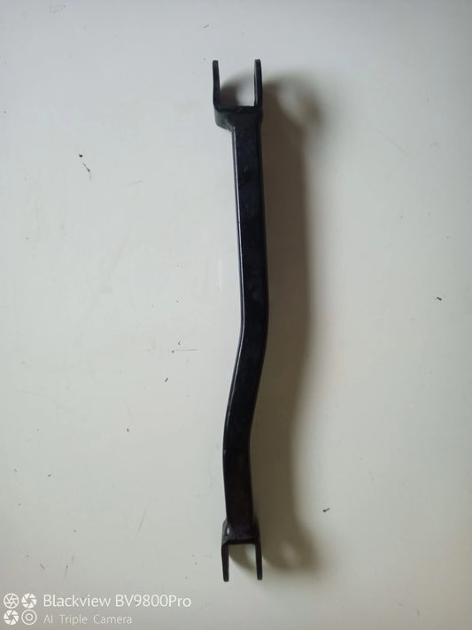Barre de fixation étrier de frein arrière SUZUKI BANDIT 600 S de 2000