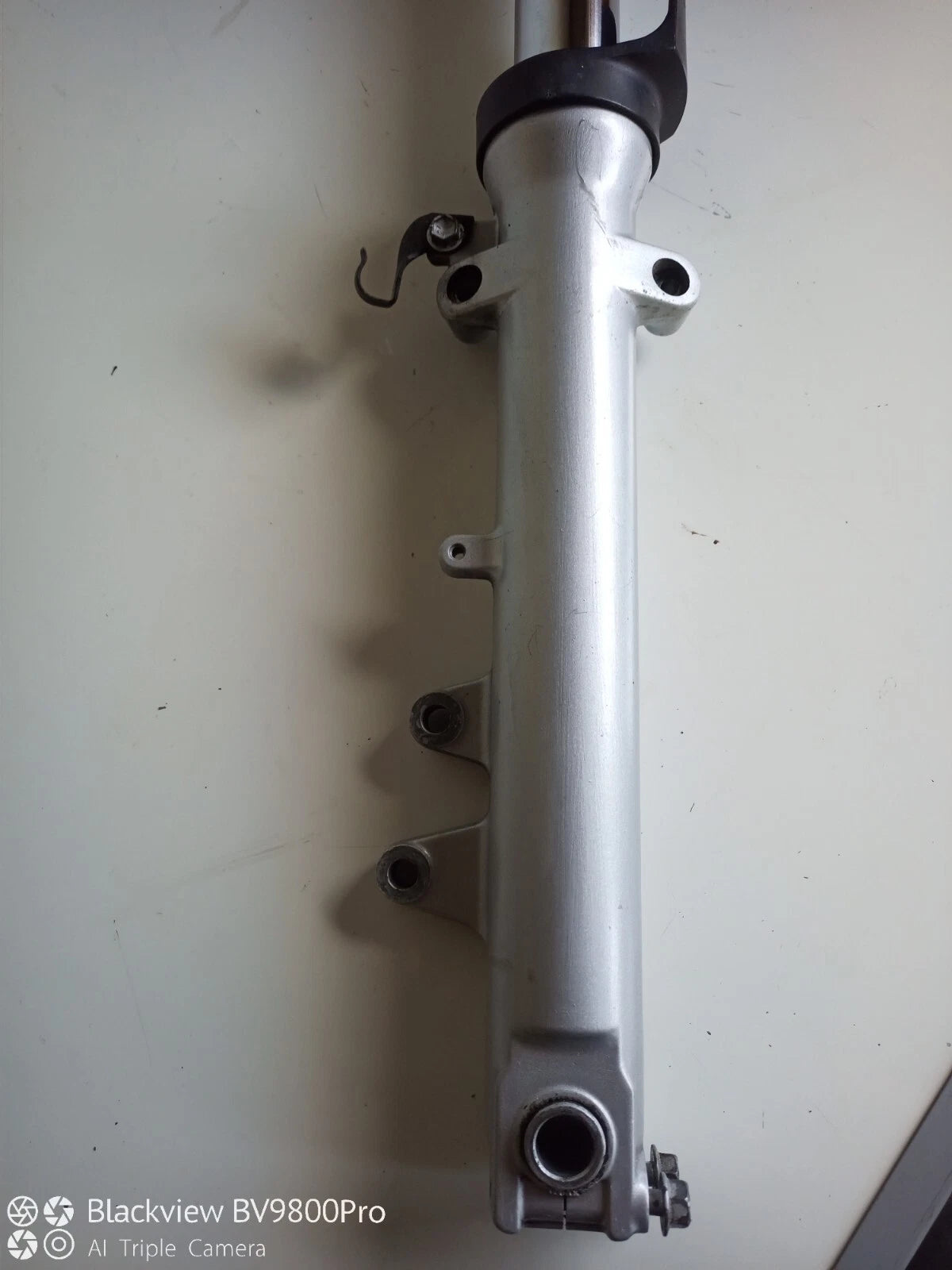 Tube de fourche droit SUZUKI BANDIT 600 S de 2000