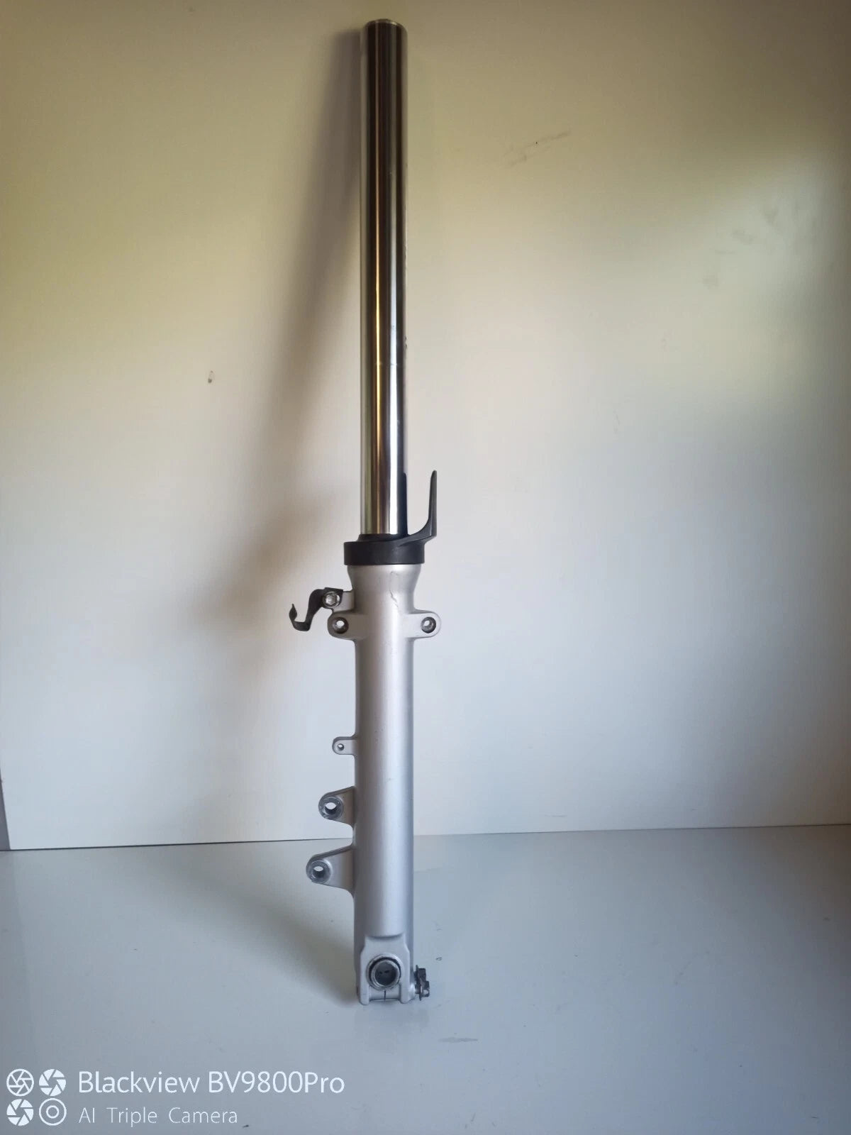 Tube de fourche droit SUZUKI BANDIT 600 S de 2000