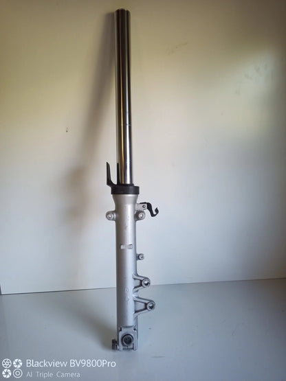 Tube de fourche droit SUZUKI BANDIT 600 S de 2000