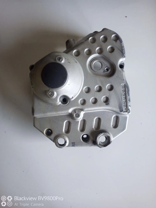 Cache pignon SUZUKI BANDIT 600 S de 2000