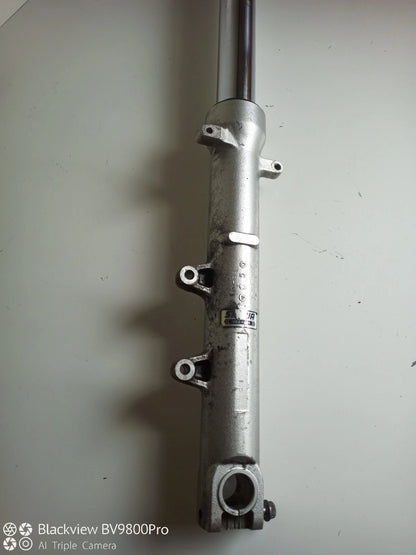 Tube de fourche droit HONDA HORNET 600 de 1998