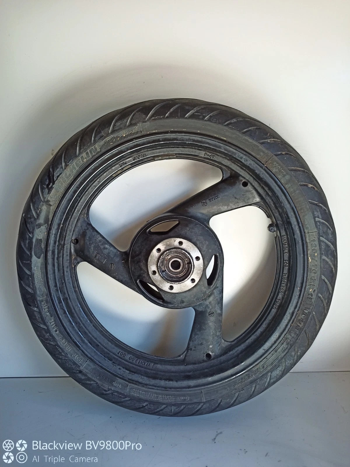 Jante avant YAMAHA FZS FAZER 600 de 1999