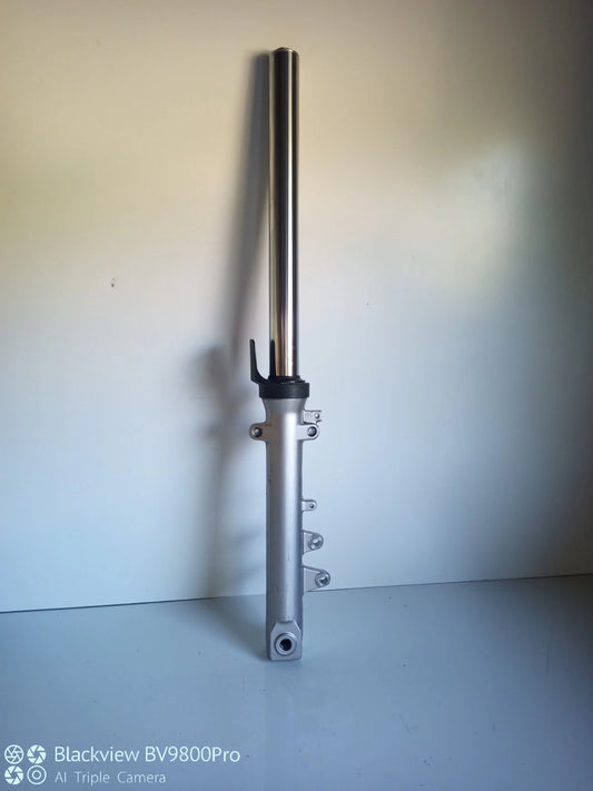 Tube de fourche gauche SUZUKI BANDIT 600 S de 2001
