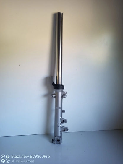 Tube de fourche droit SUZUKI BANDIT 600 S de 2001
