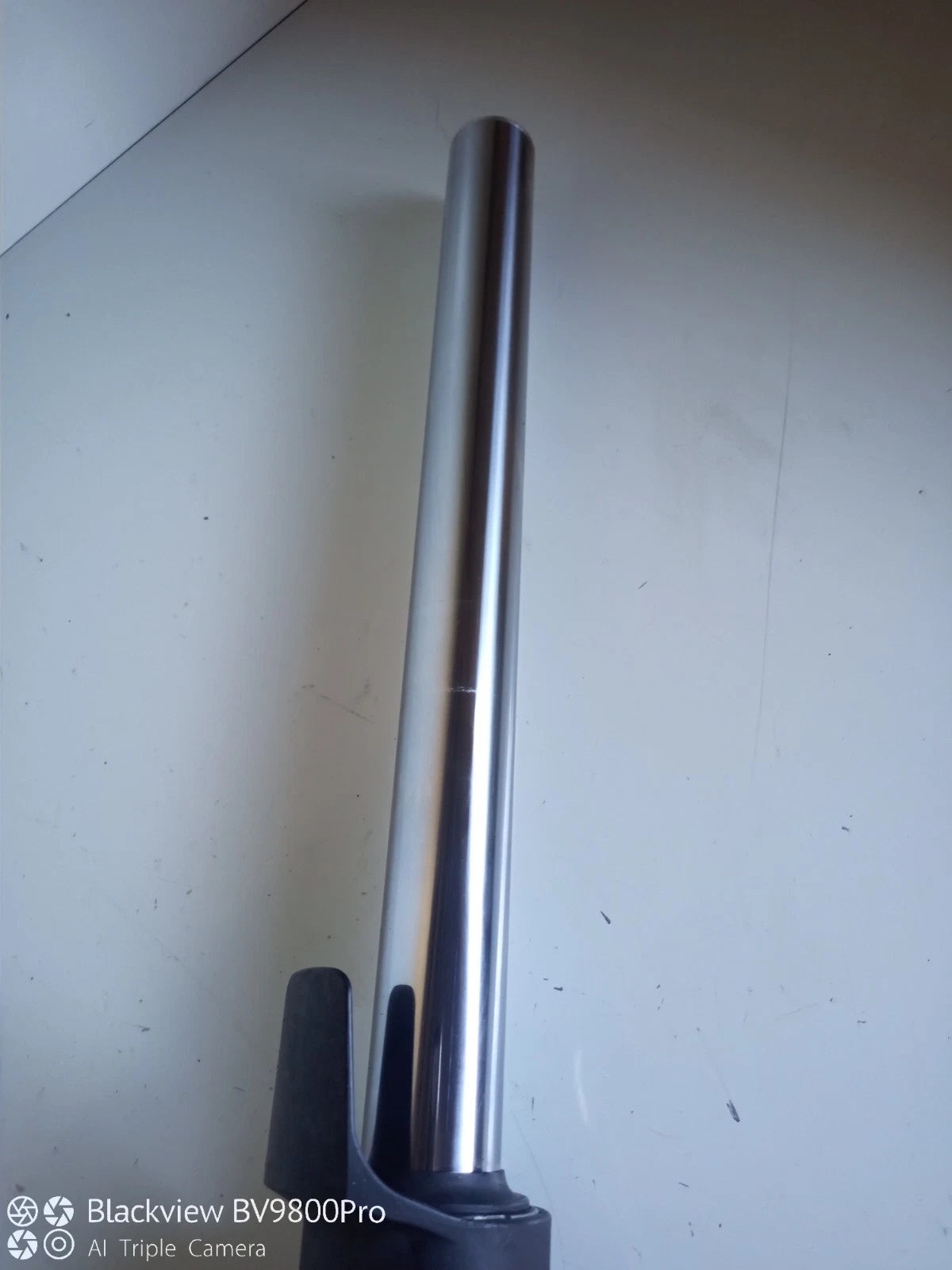 Tube de fourche droit SUZUKI BANDIT 600 S de 2001
