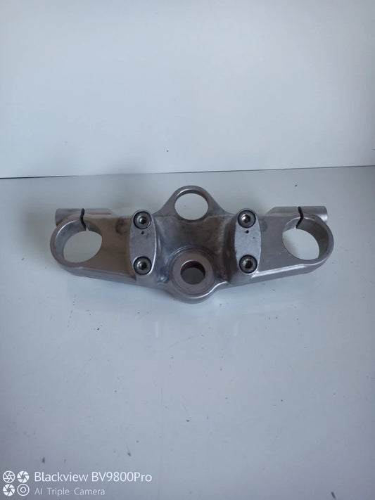 Té de fourche supérieur SUZUKI BANDIT 600 S de 2001