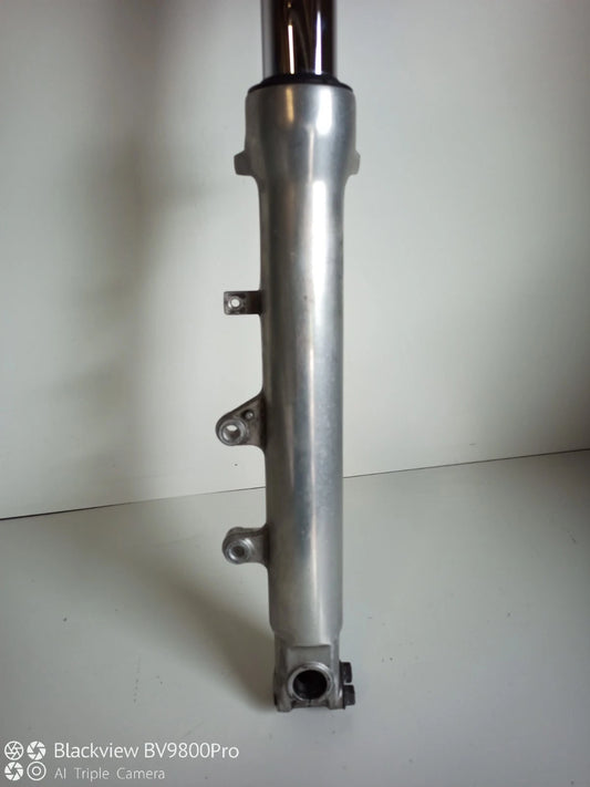 Tube de fourche droit SUZUKI BANDIT 600 de 1998