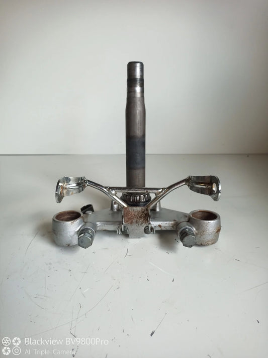 Té de fourche inférieur YAMAHA XV VIRAGO 125 1999