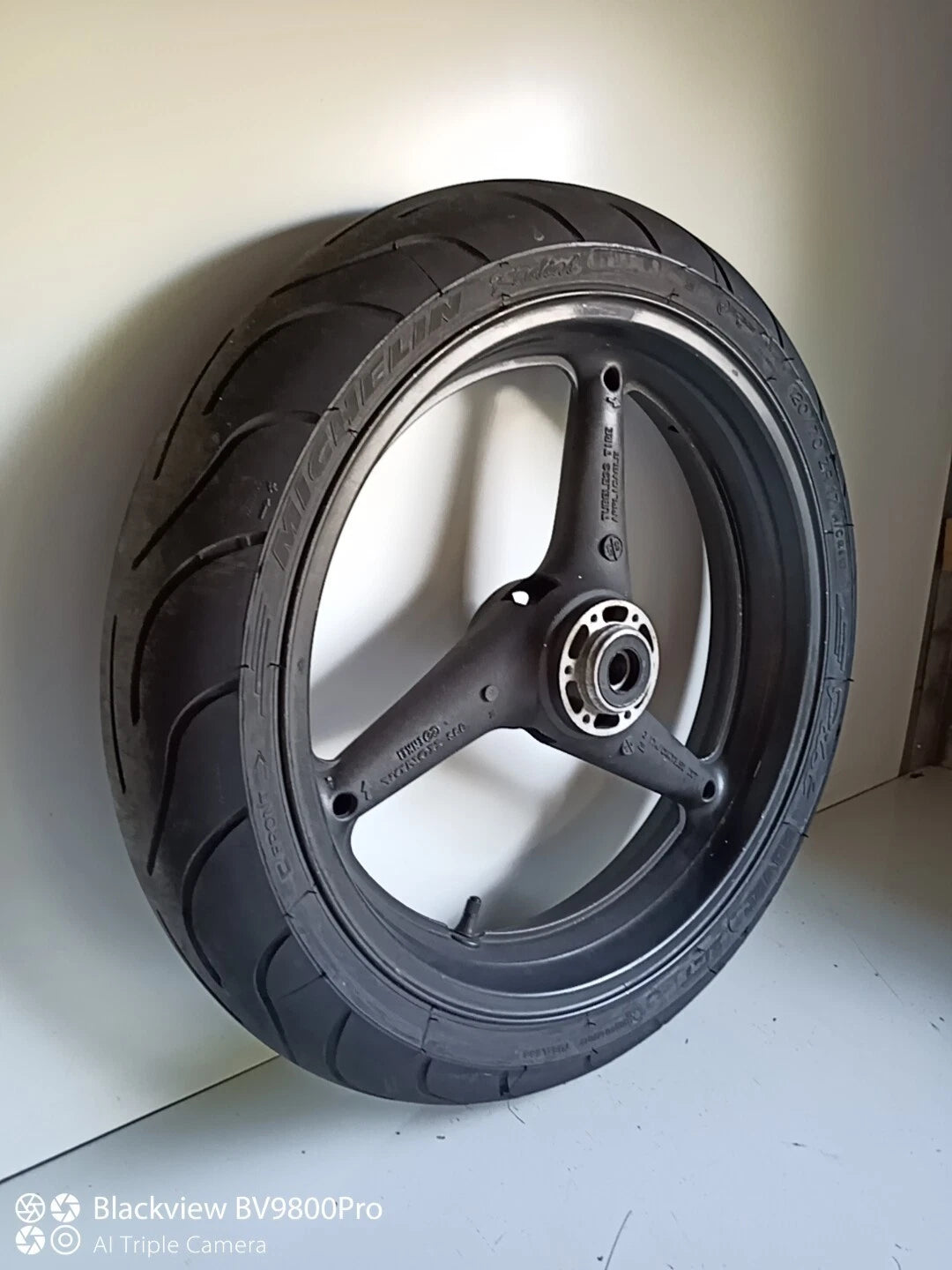Jante avant HONDA HORNET 600 de 2003