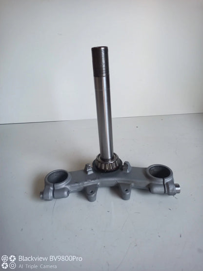 Té de fourche inférieur YAMAHA XTX 125 de 2006