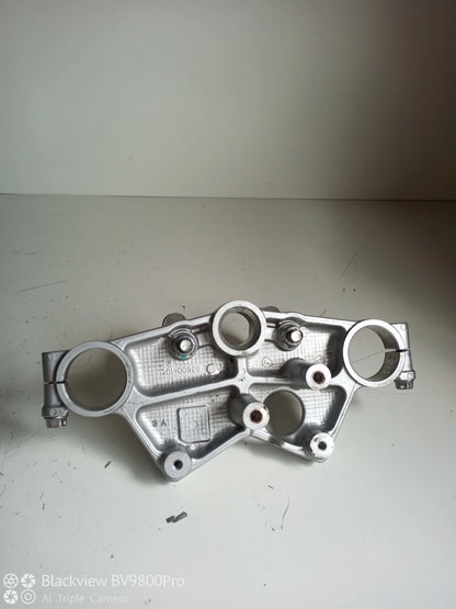 Té de fourche supérieur SUZUKI SV650N de 2007