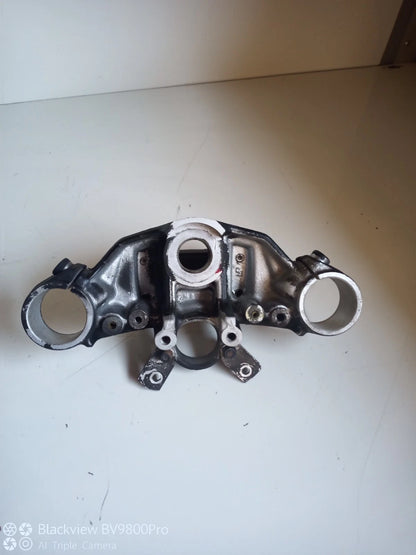 Té de fourche supérieur HONDA HORNET 600 de 2003