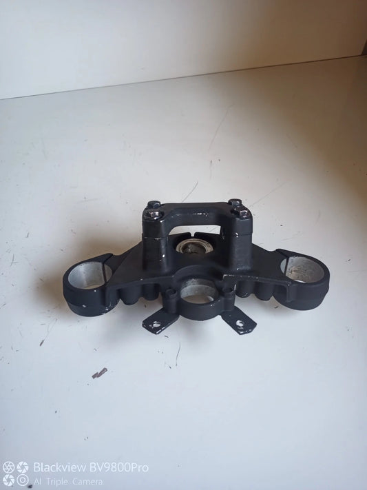 Té de fourche supérieur HONDA HORNET 600 de 2003