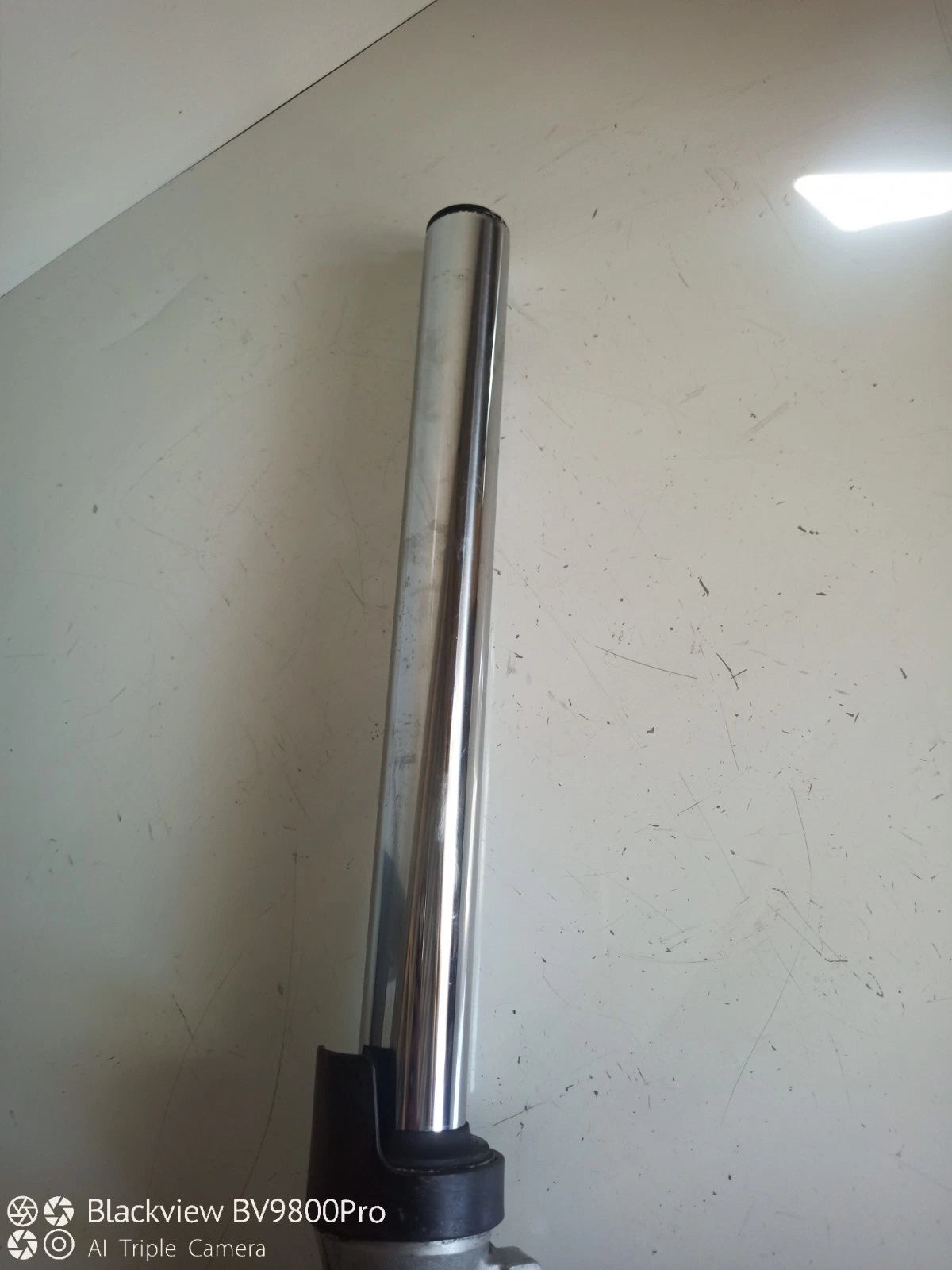 Tube de fourche droit HONDA HORNET 600 de 2003