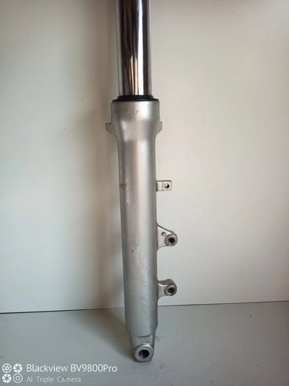 Tube de fourche gauche SUZUKI BANDIT 600 S de 1999