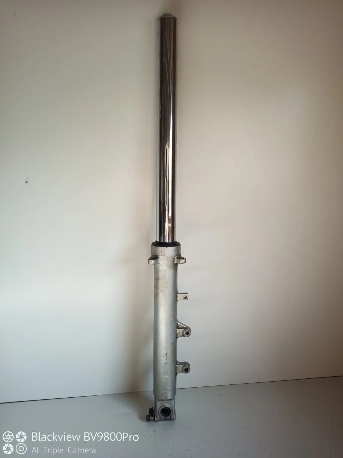 Tube de fourche droit SUZUKI BANDIT 600 S de 1999