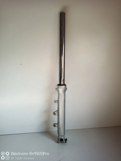 Tube de fourche droit SUZUKI BANDIT 600 S de 1999