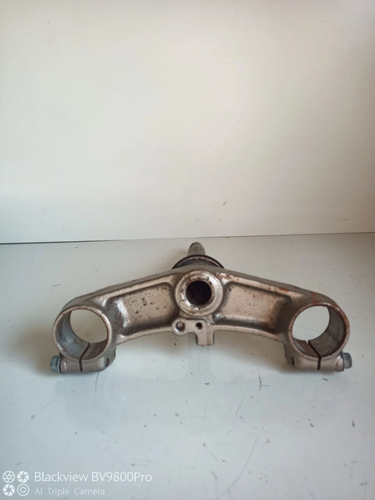Té de fourche inférieur SUZUKI BANDIT 600 S de 1999