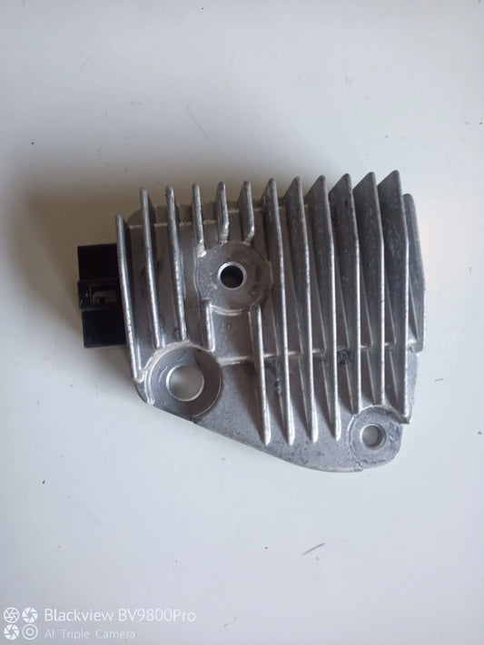 Régulateur de tension YAMAHA XV VIRAGO 125 de 1999